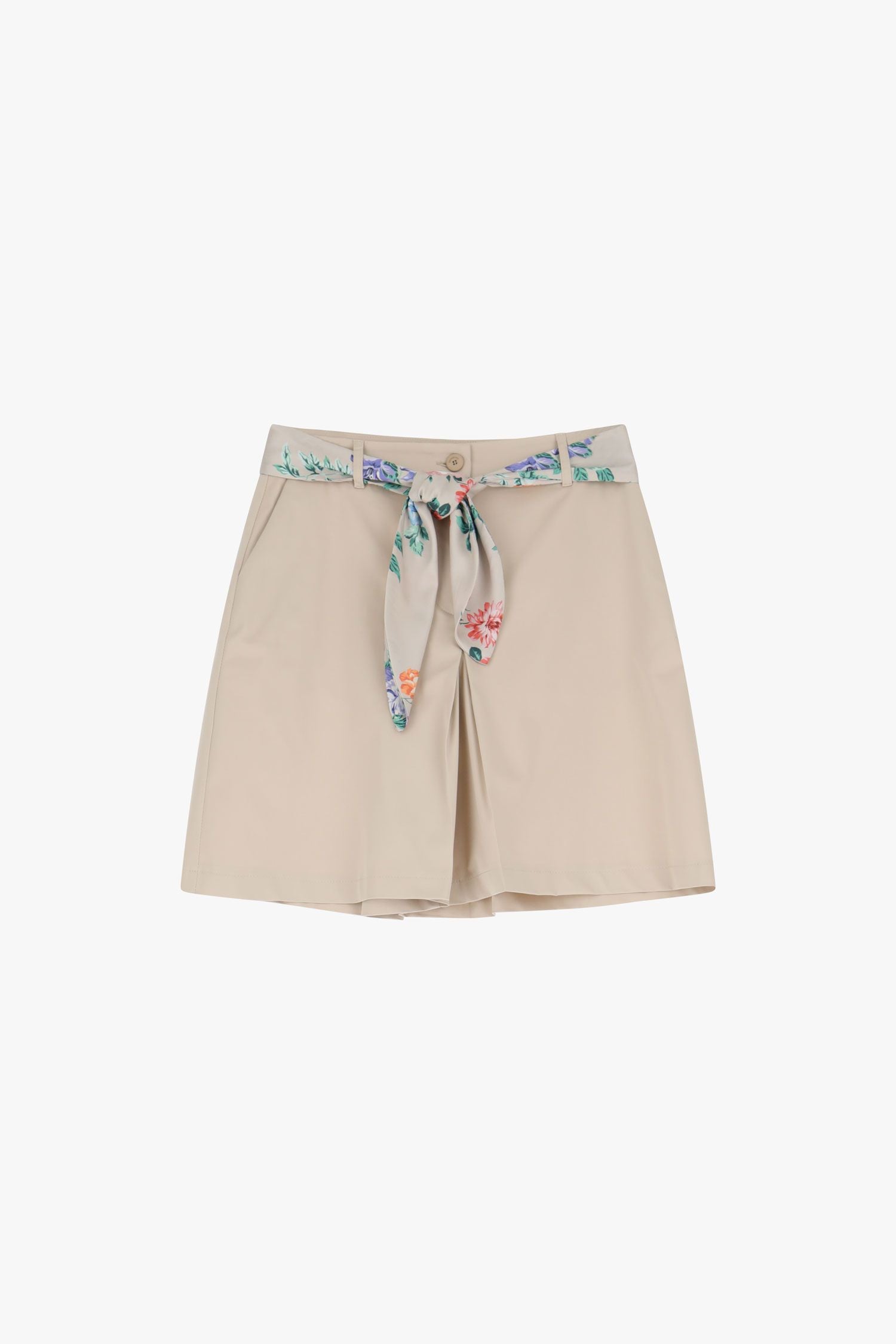Knälånga shorts med bälte, beige