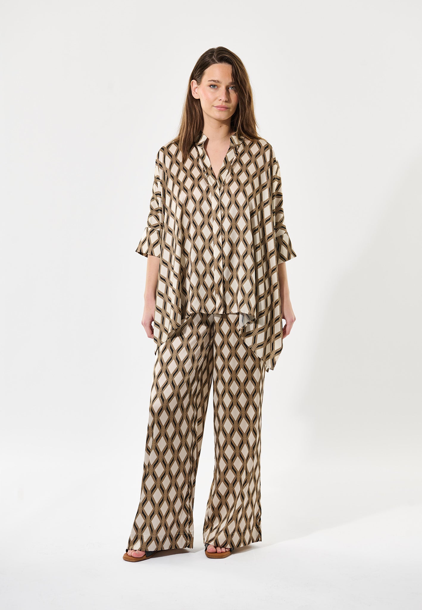 MandyDea Blouse With Stand Collar, Brillante