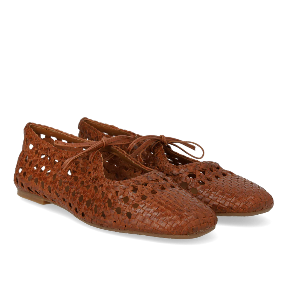 Mjuk handflätad ballerina med rosettdetalj, Brun