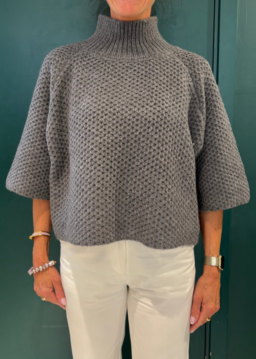 Pauline Tröja, Grå