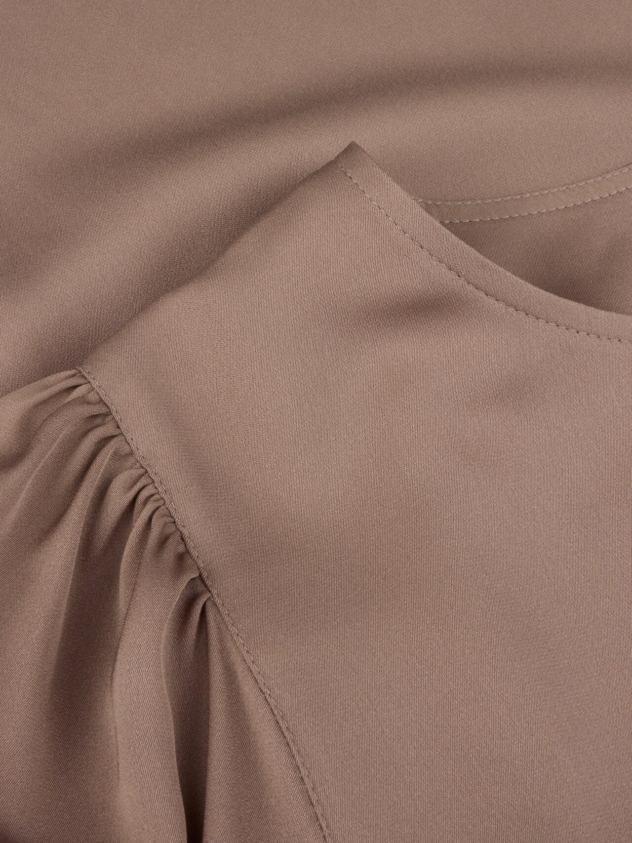 Gulbrun blus, lång puffärm, ljusbrun