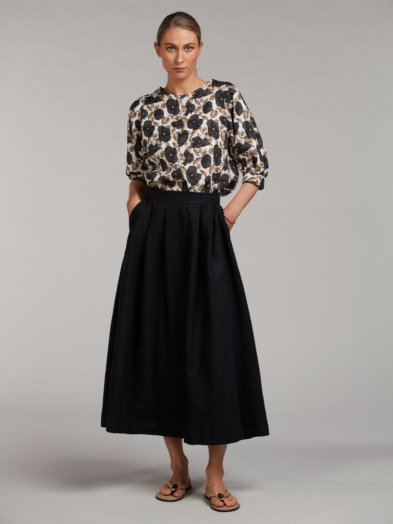 Lorena linnekjol, svart