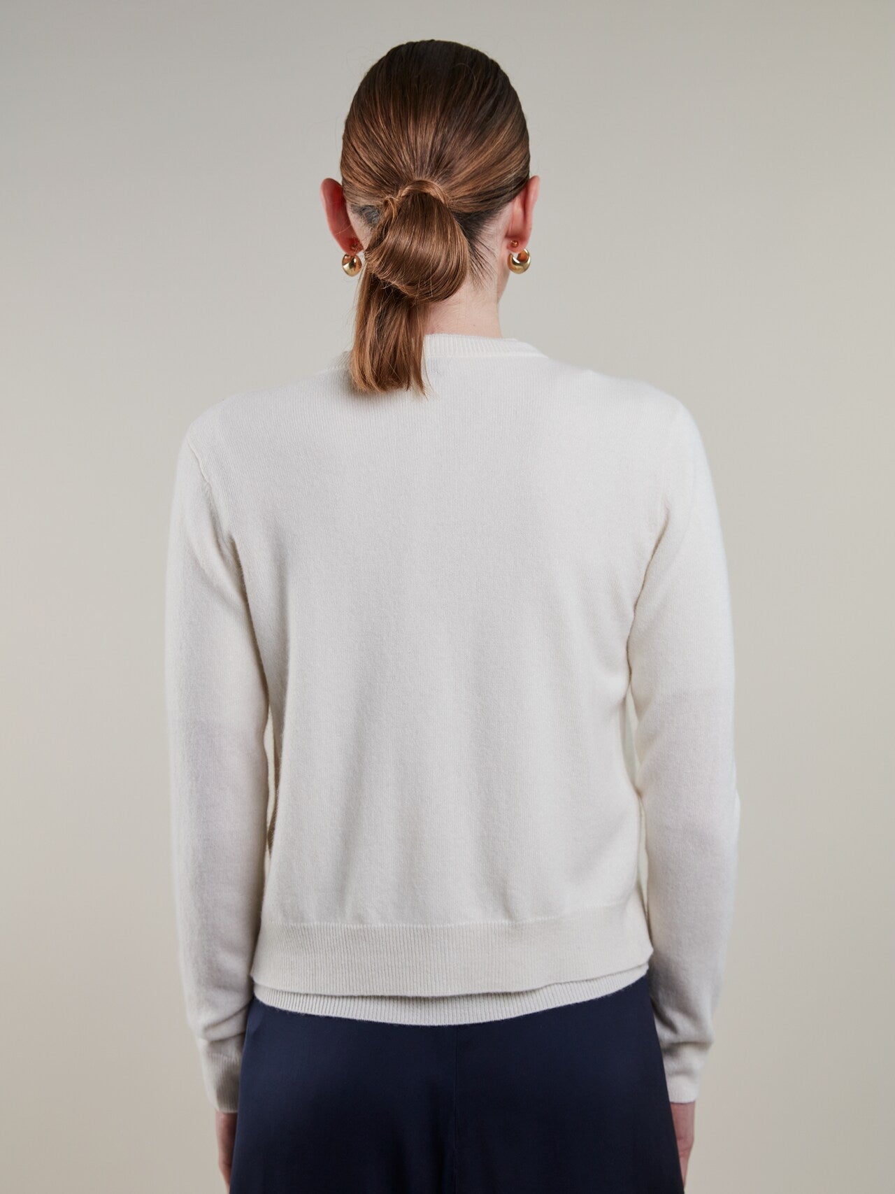 Judith Kashmirkofta, Off White