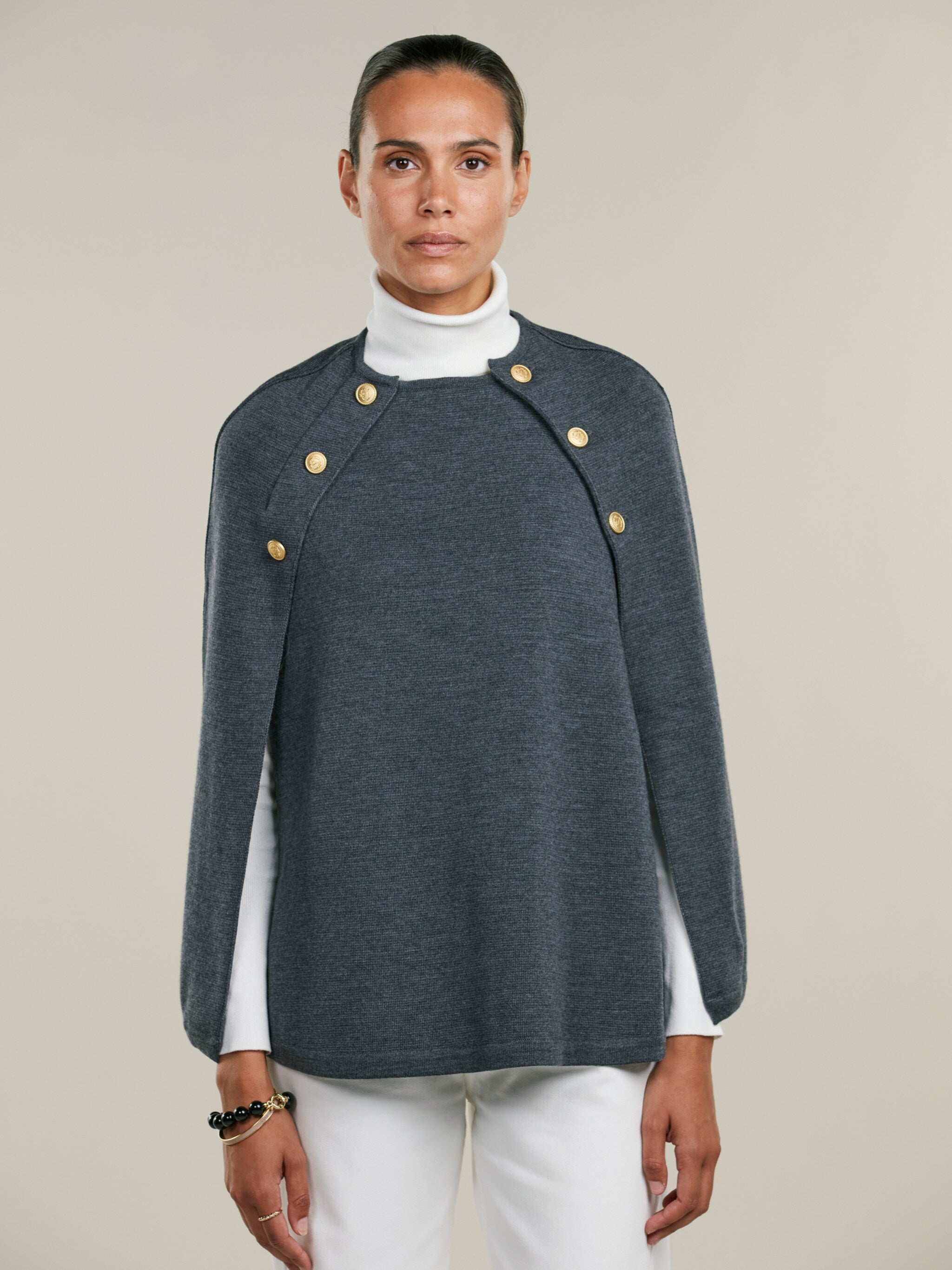 Mary Cape, Mörkgrå