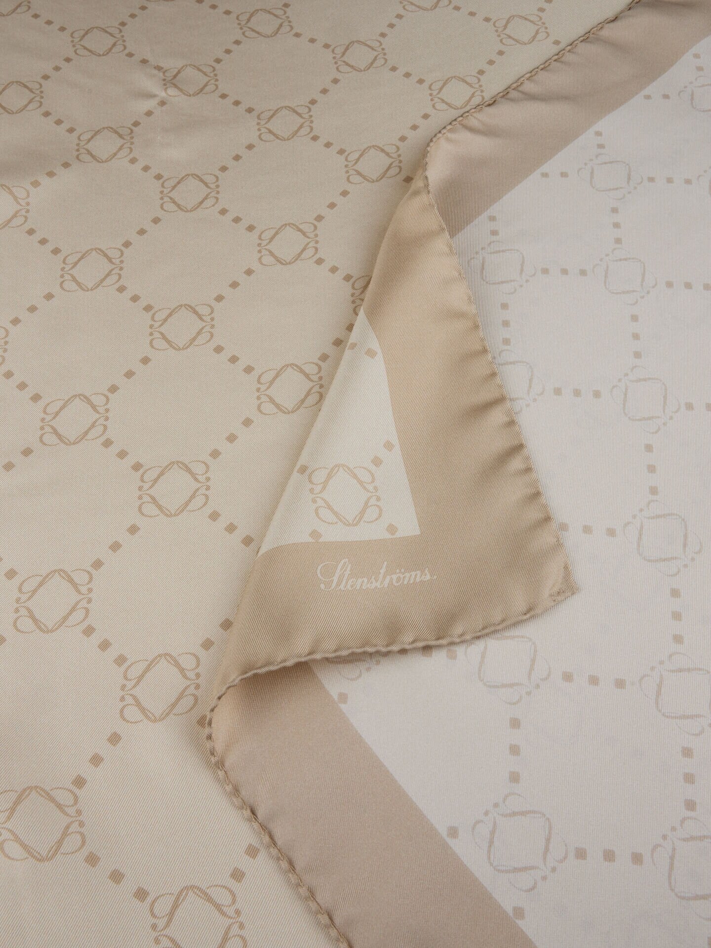 Champagne mønstret tørklæde i silke