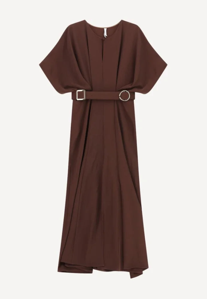Klänning med vingärmar, Brun