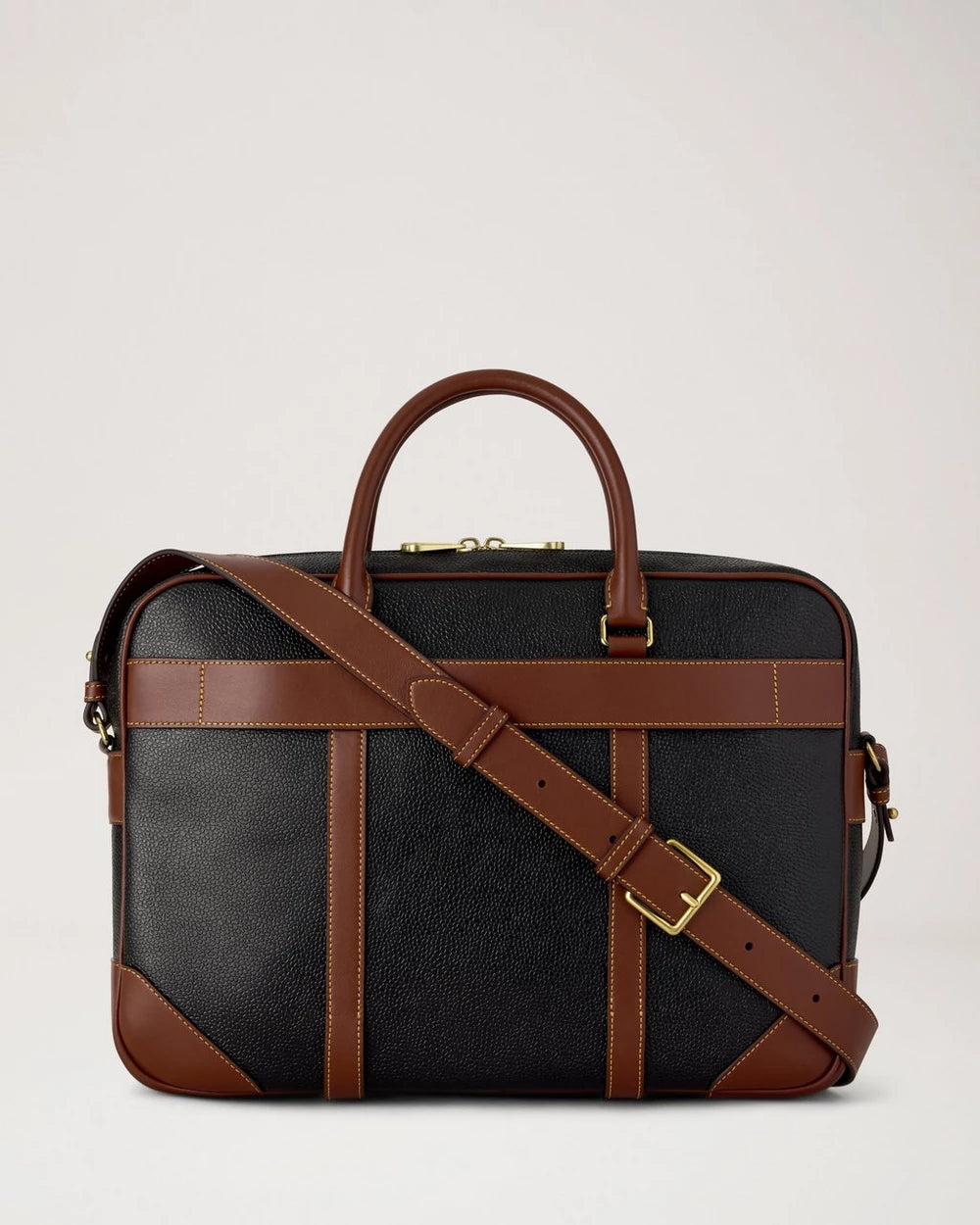 Heritage Briefcase in Scotchgrain, Black - Cognac