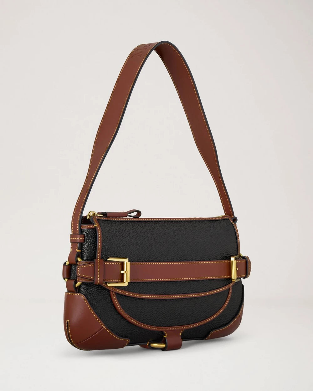 Lennox Shoulder Scotchgrain, Black-Cognac