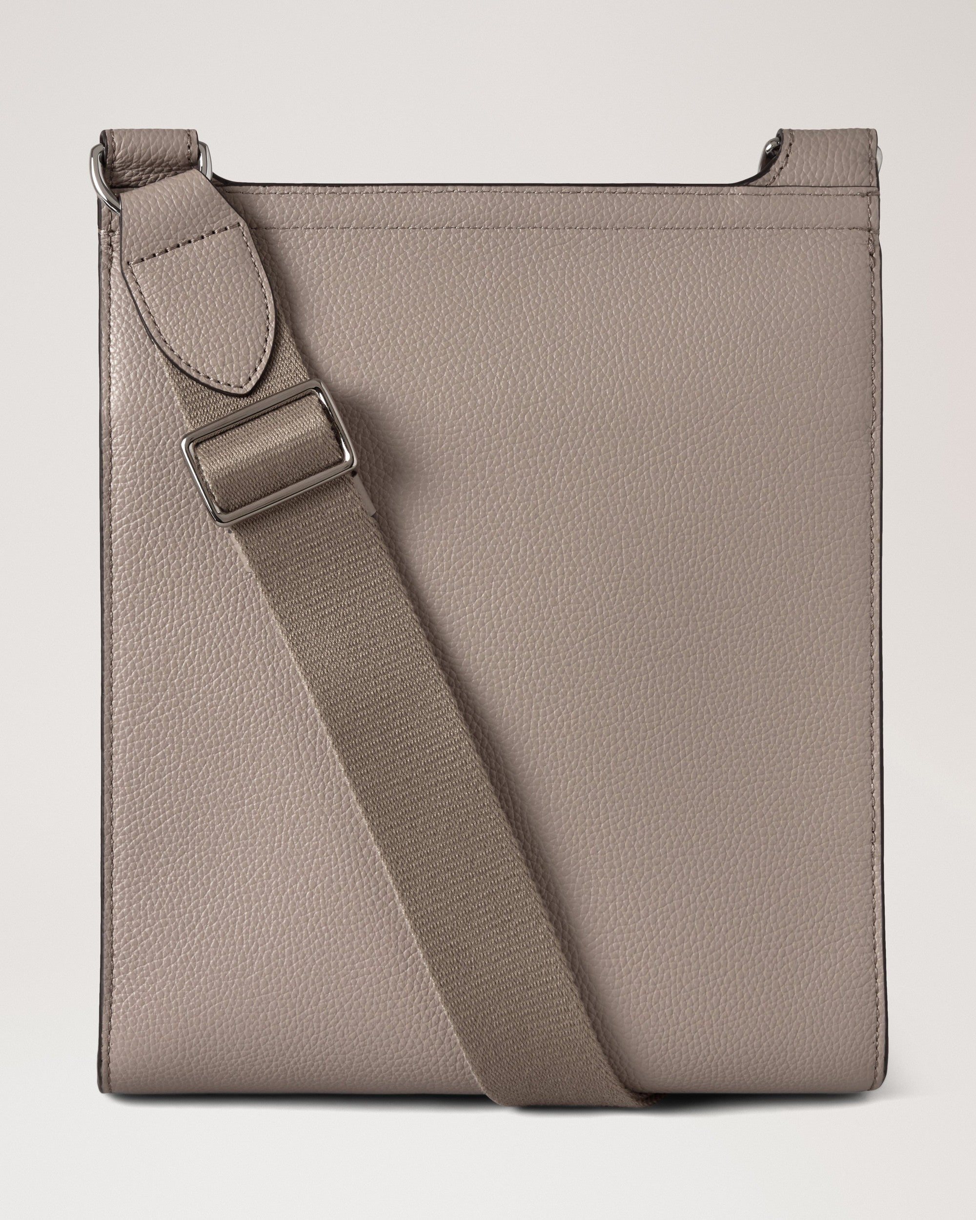 Antony New, Cashmere Taupe