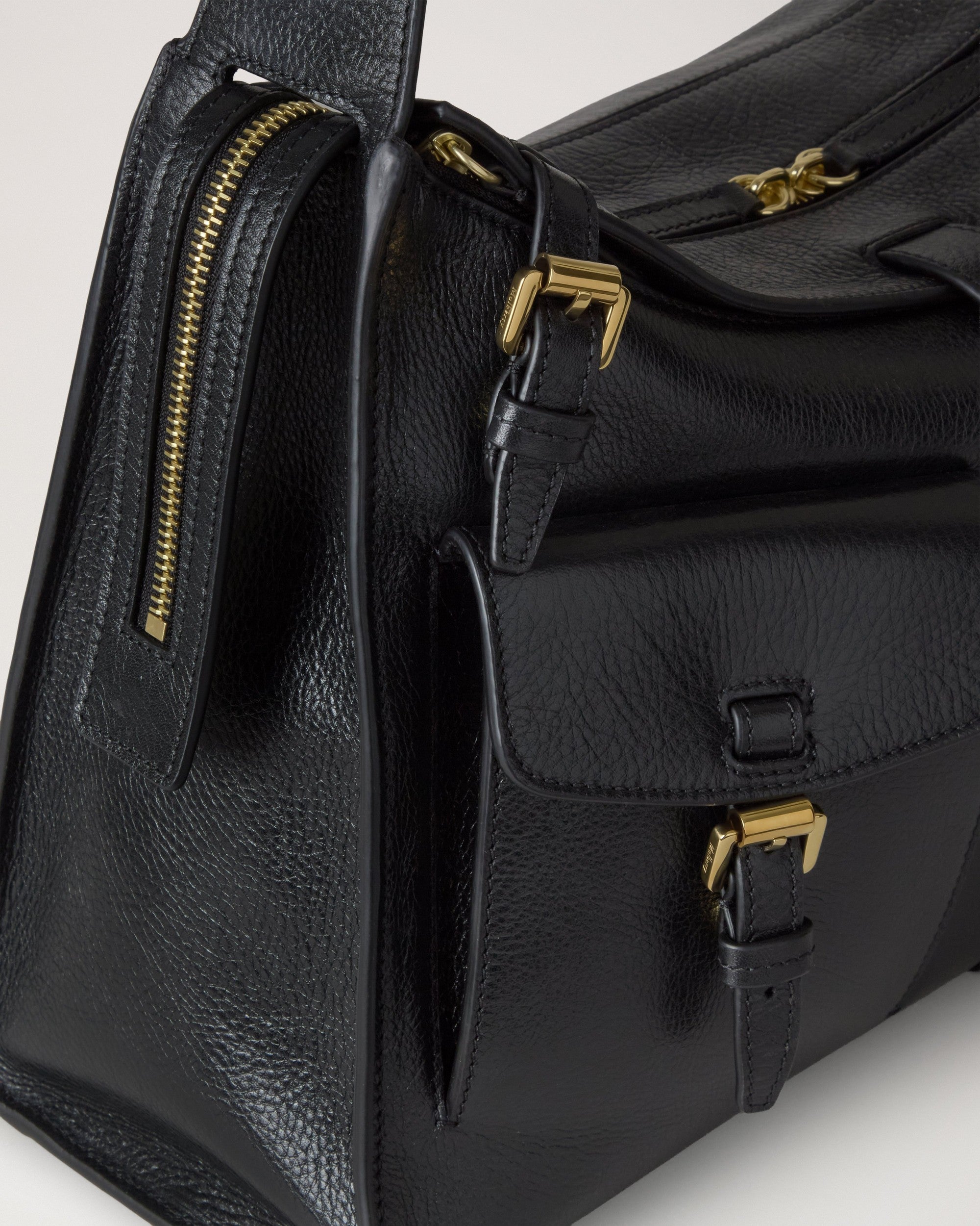 Roxanne Shoulderbag, High Shine Black