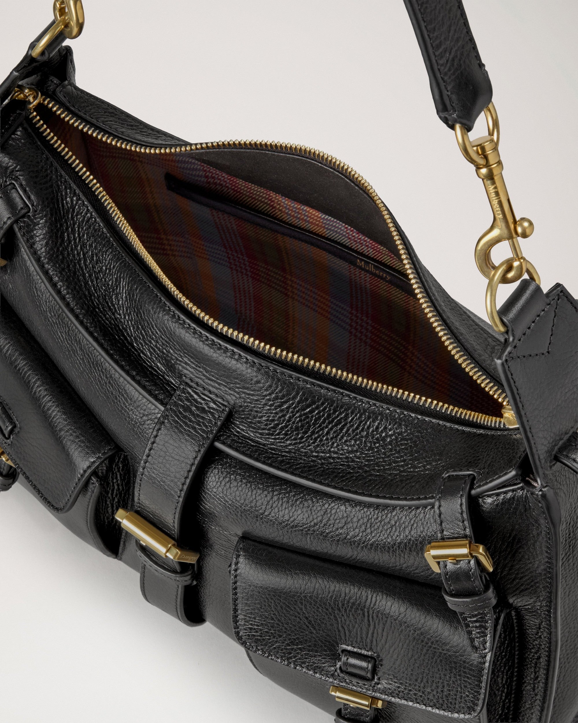 Roxanne Shoulderbag, High Shine Black