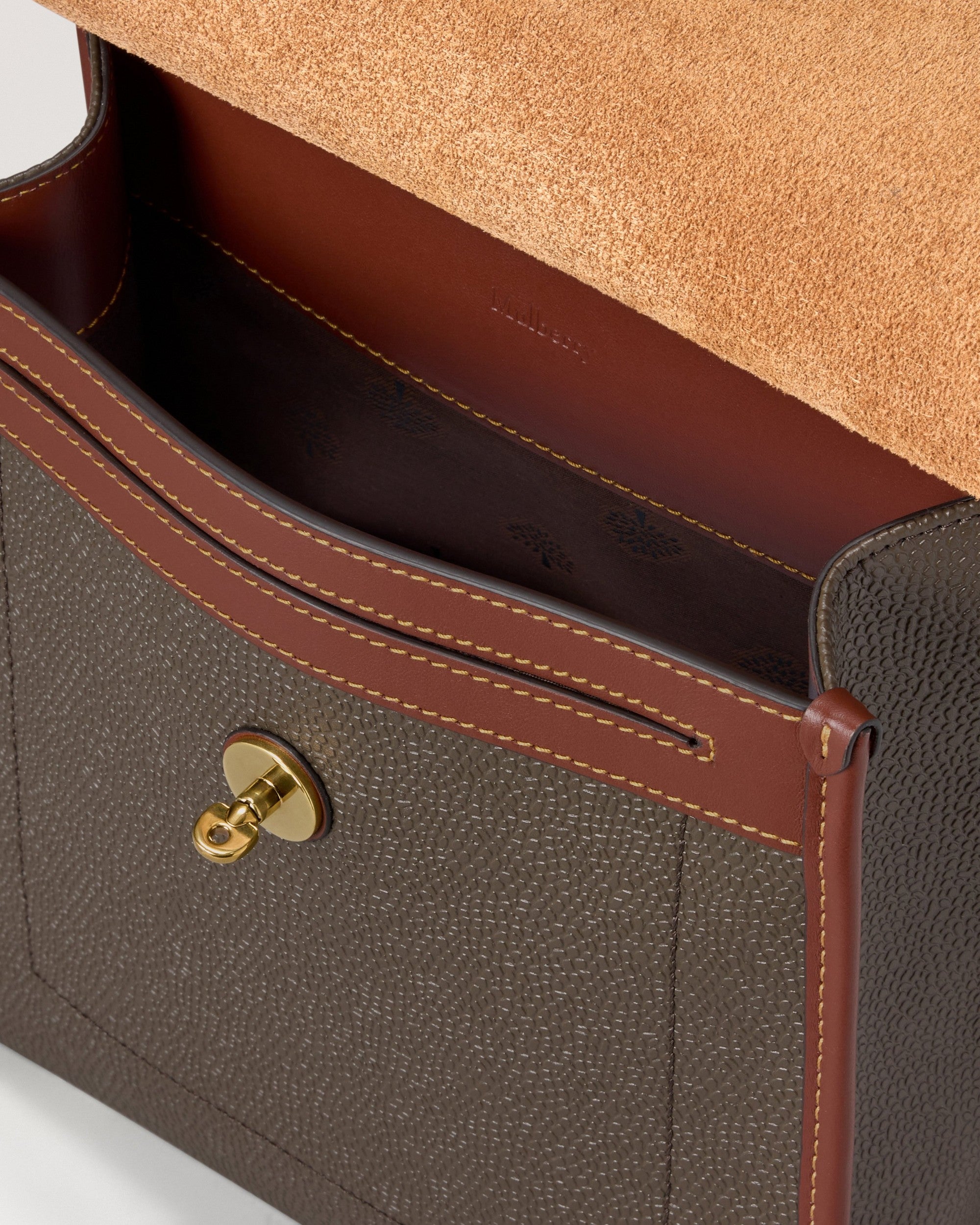 Antony New, Mole - Cognac