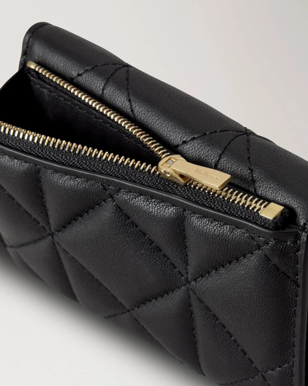 Darley Vikt Plånbok med Flera Kort, Svart Quilted