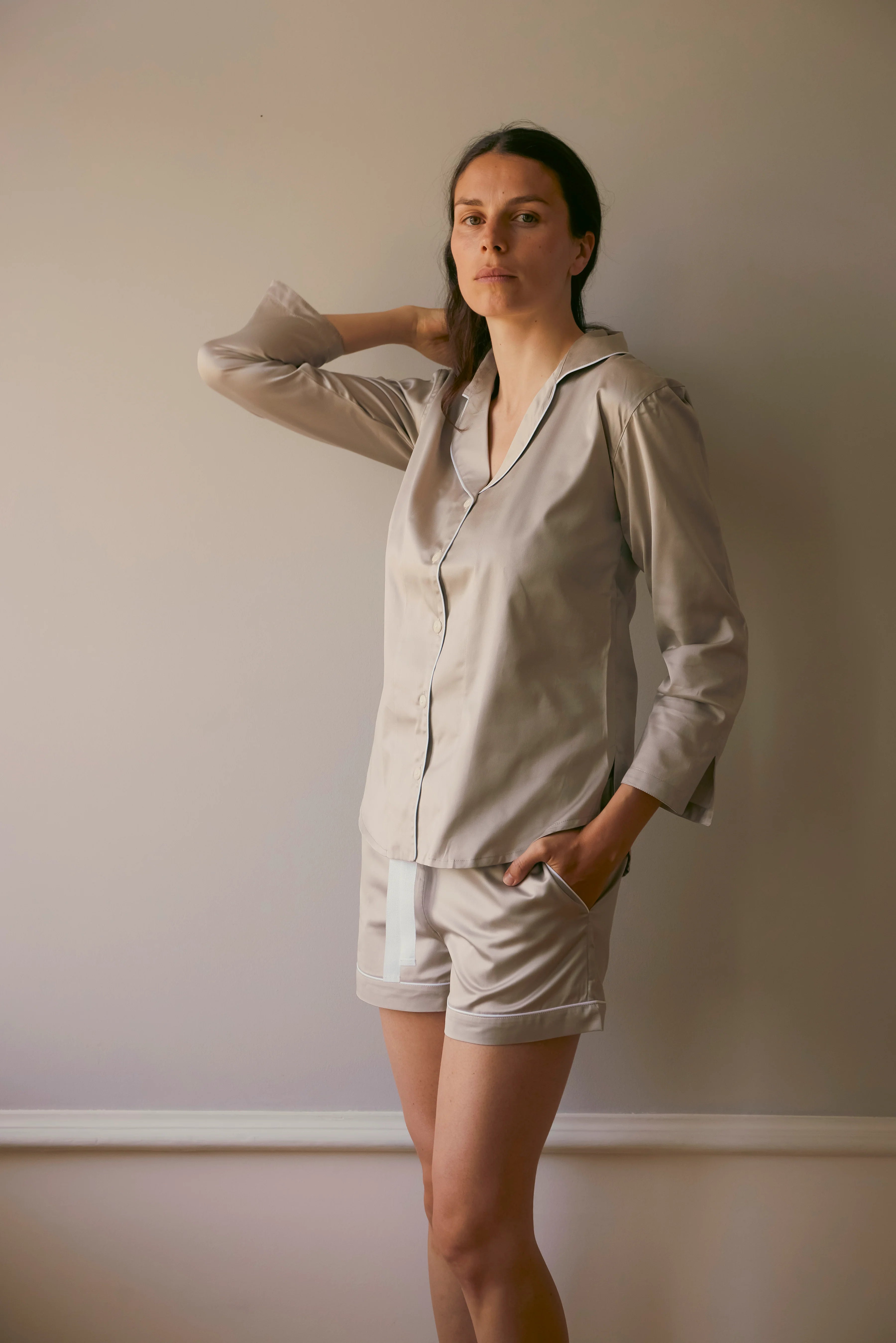 Fiona Shorts, Ljusbeige Grå