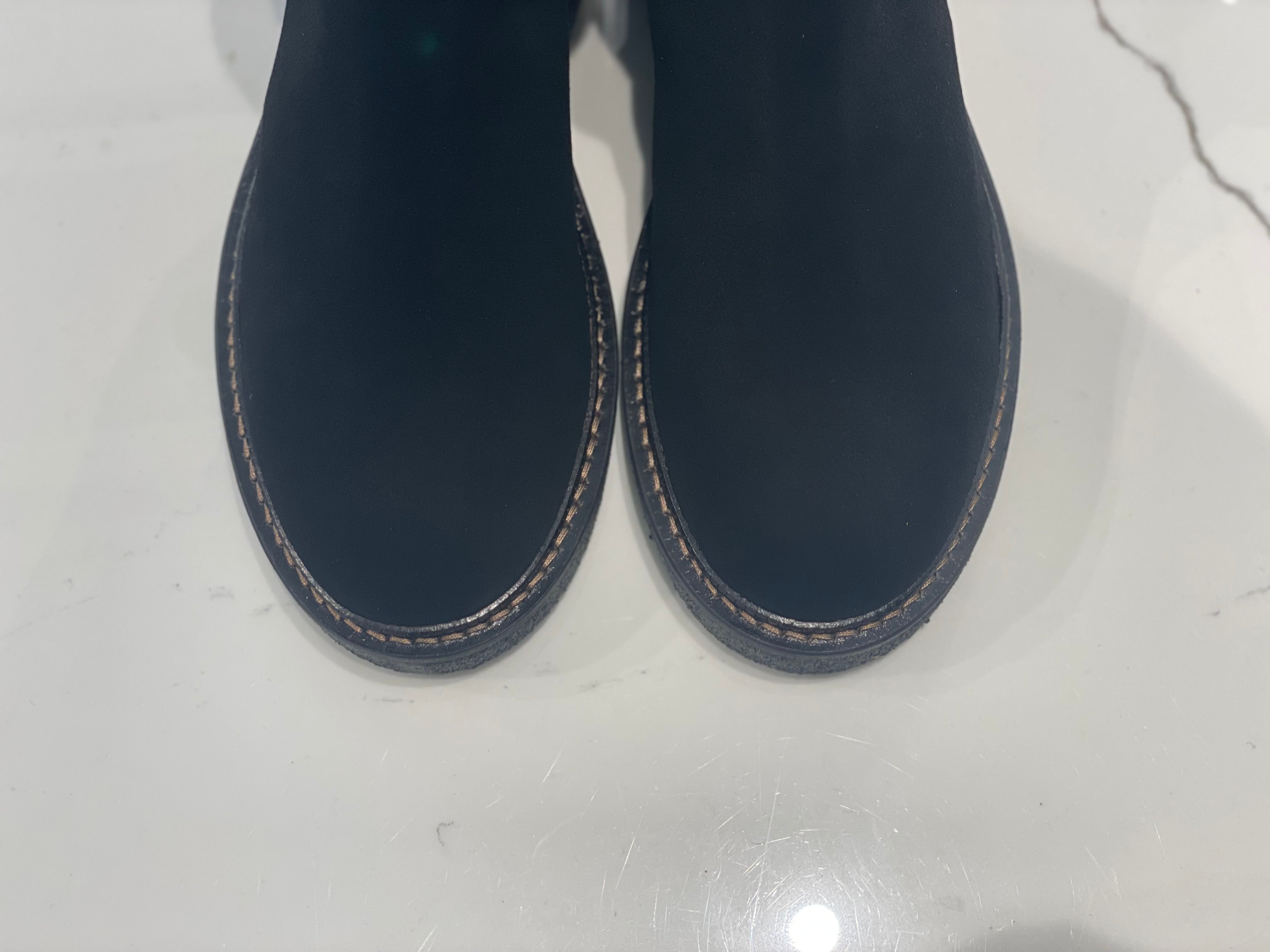 Mockastövel med mjukt lammullsfoder, svart