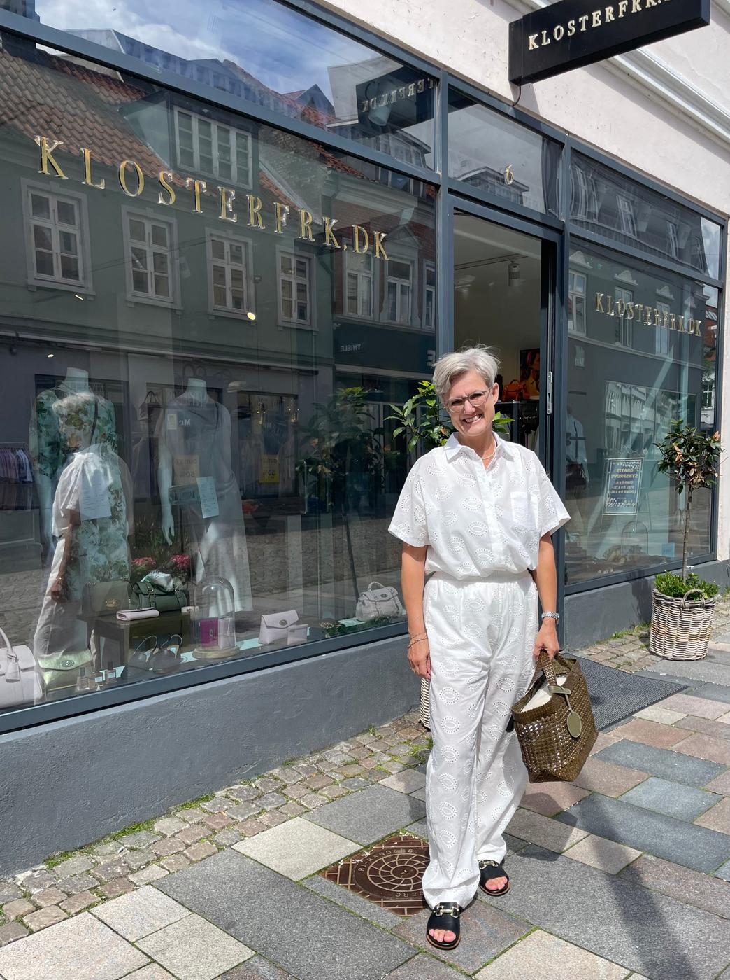 Byxor med hålmönster, Pantaloni Bianco