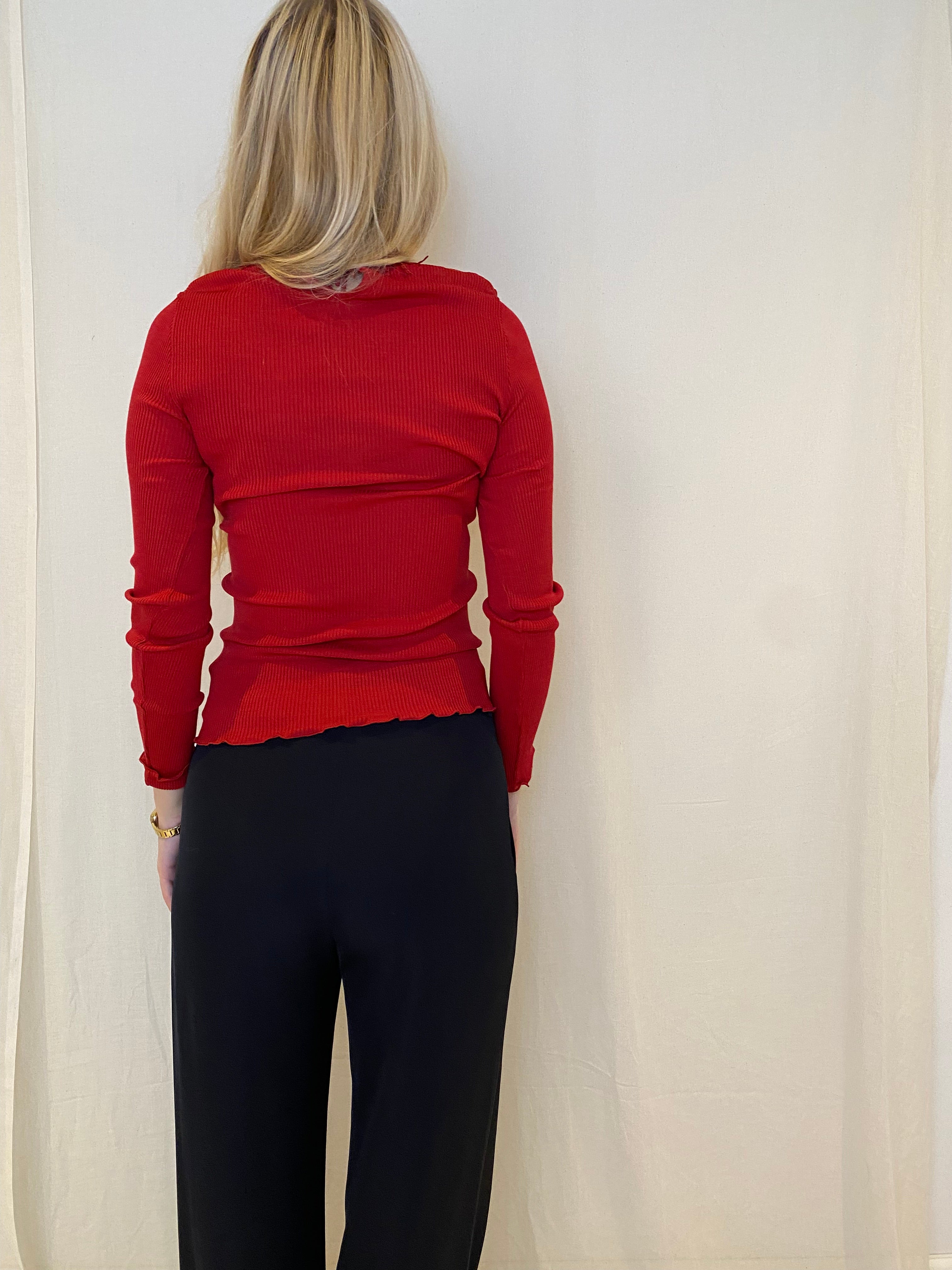 Långa ärmar runt hals små fransar macramé band, röd