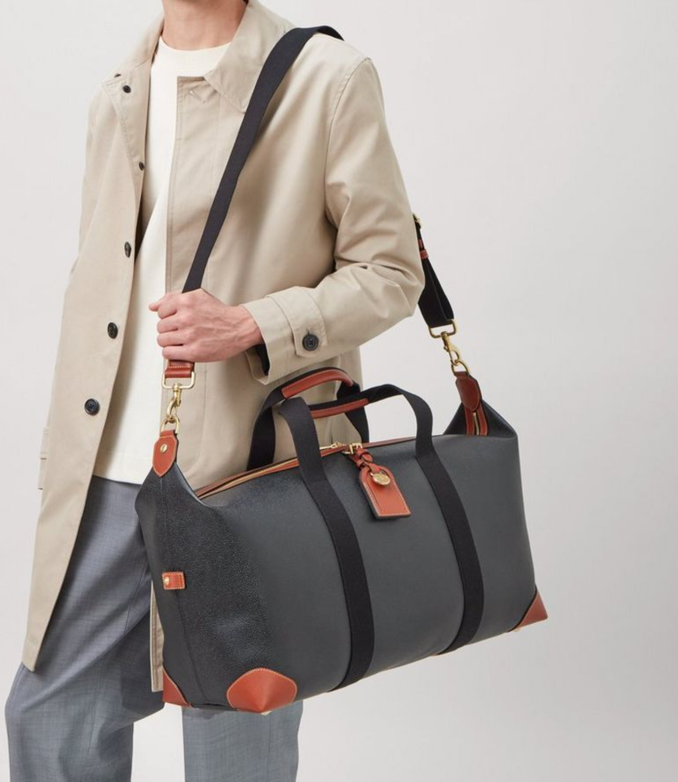 Heritage Medium Clipper Weekender, Black-Cognac