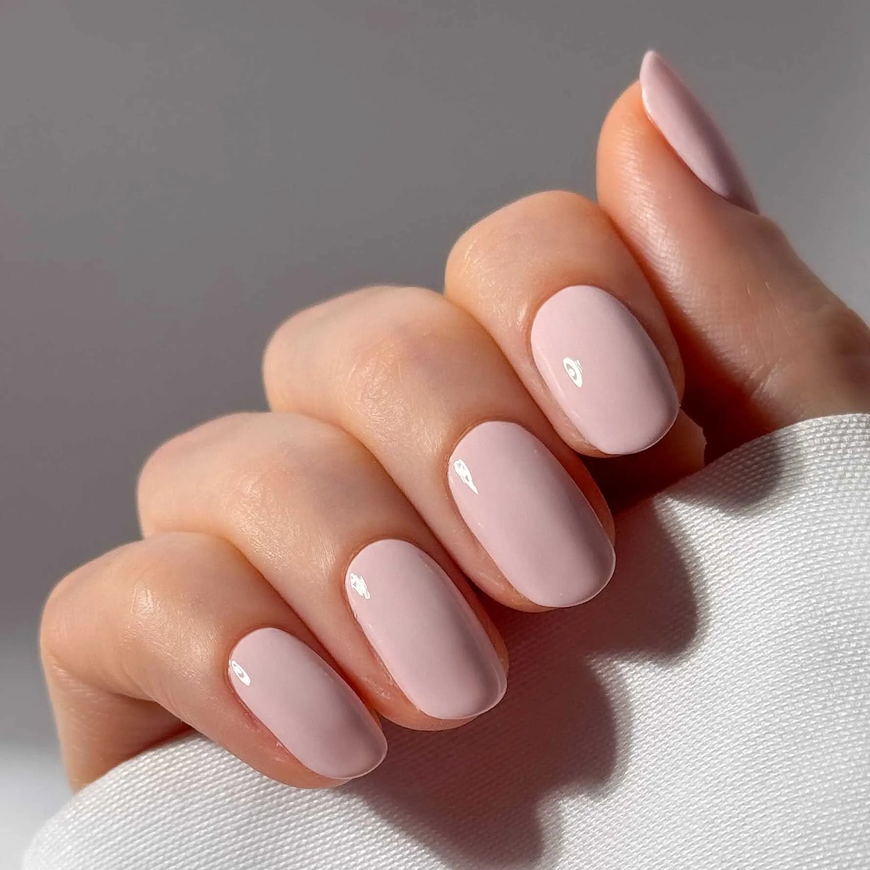 Tokyo Pink, Nagellack