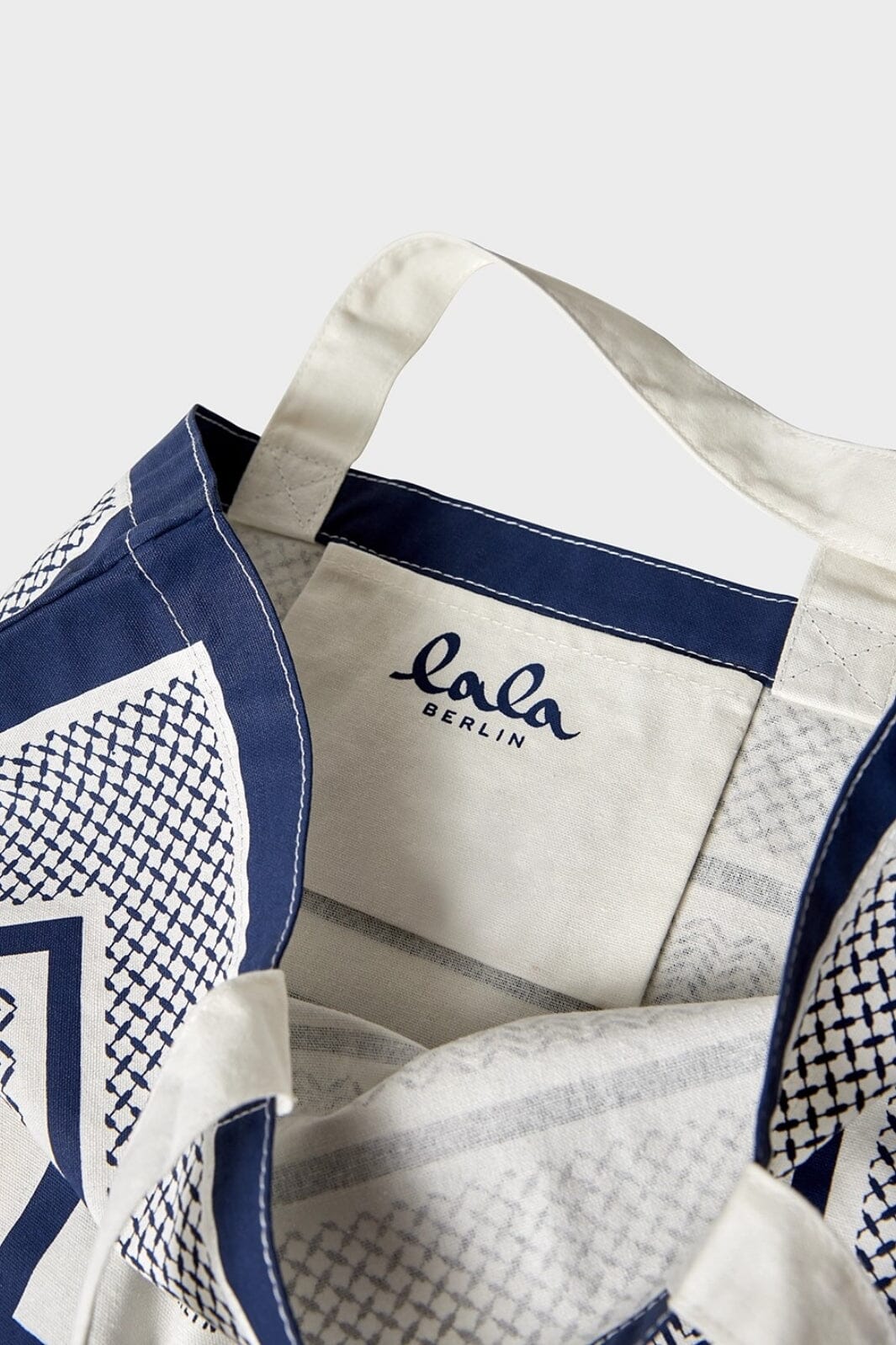 Maja Canvas Tote - Heritage Stripe Navy