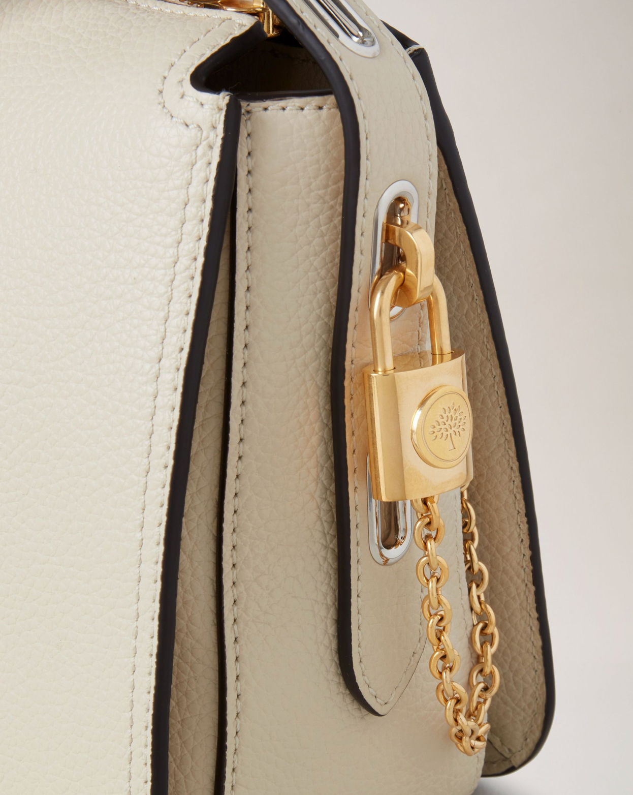 Billie Axelväska, Krita