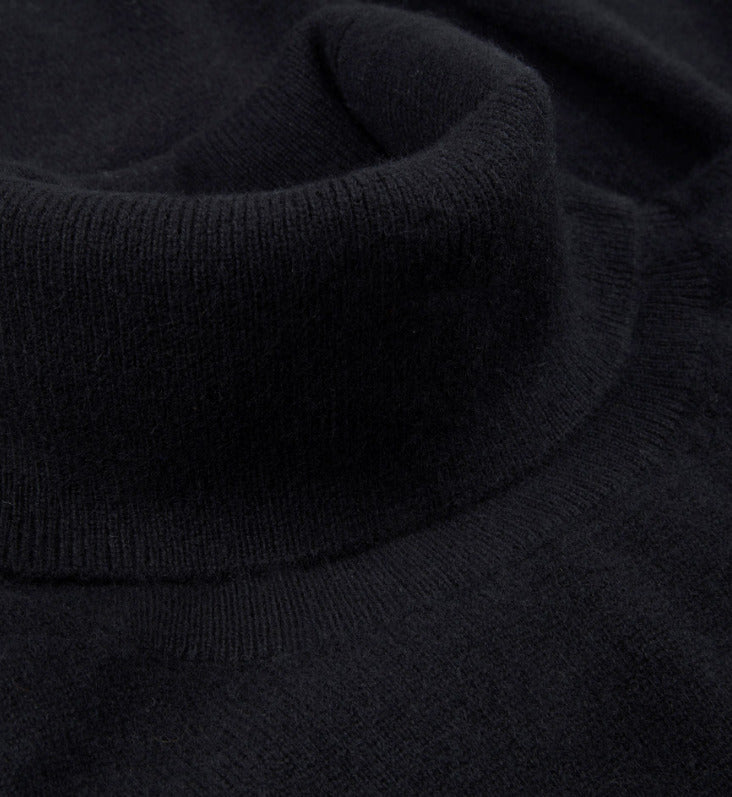 Susanna Cashmere Roll Neck, Black