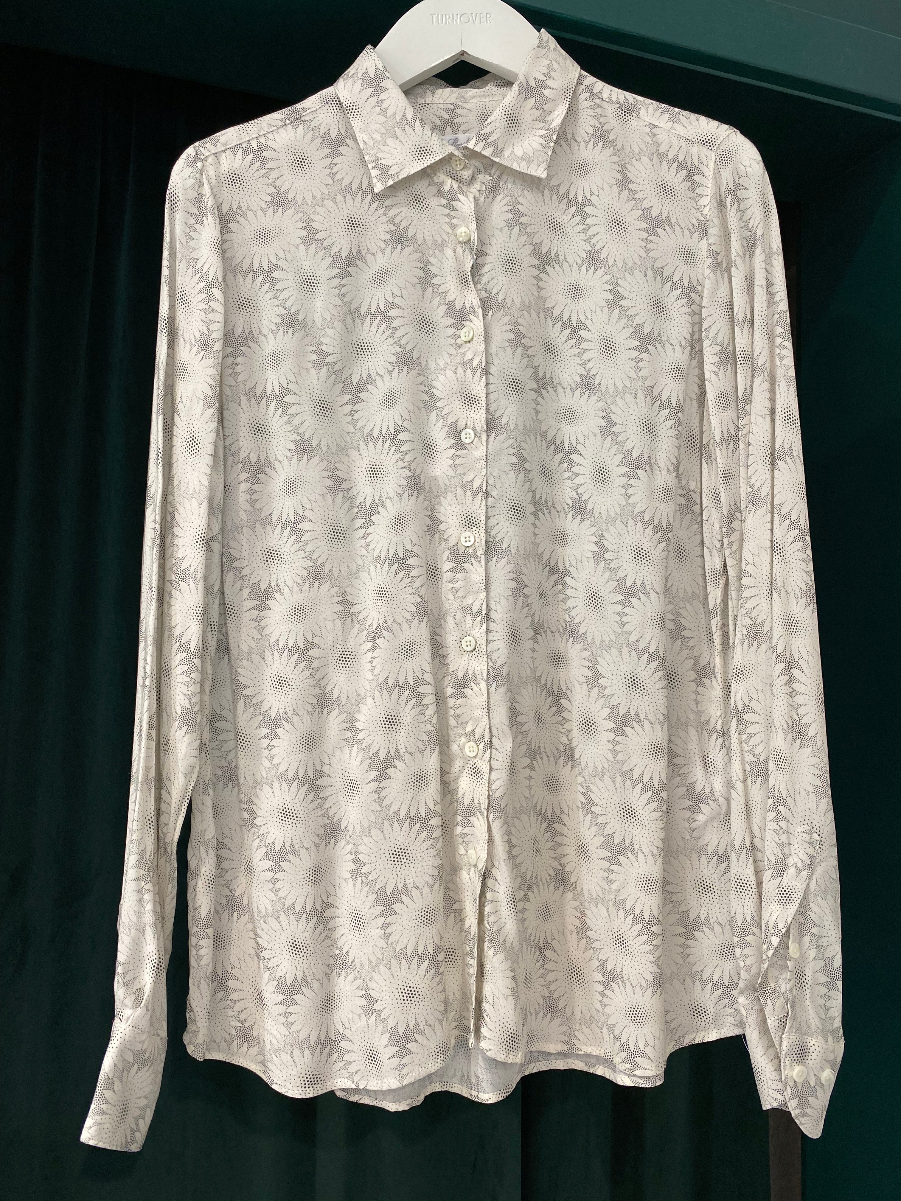 Sofie Feminin skjorta, Beige Grå Blommig