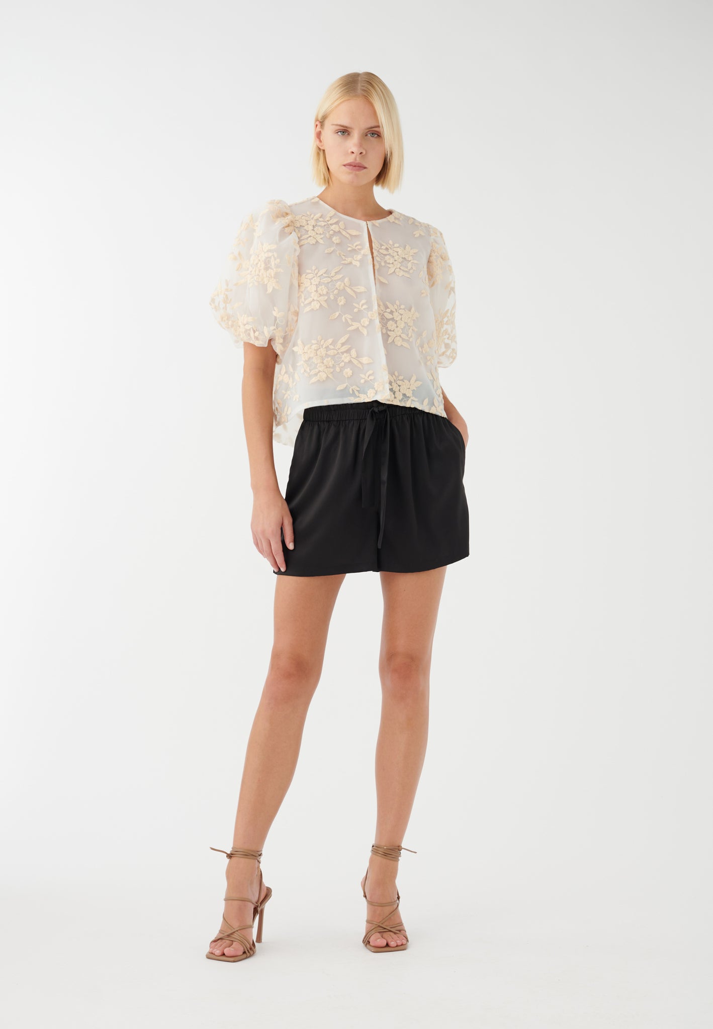 Operinadea Jacket With Wolume Sleeves, Floral Parfait