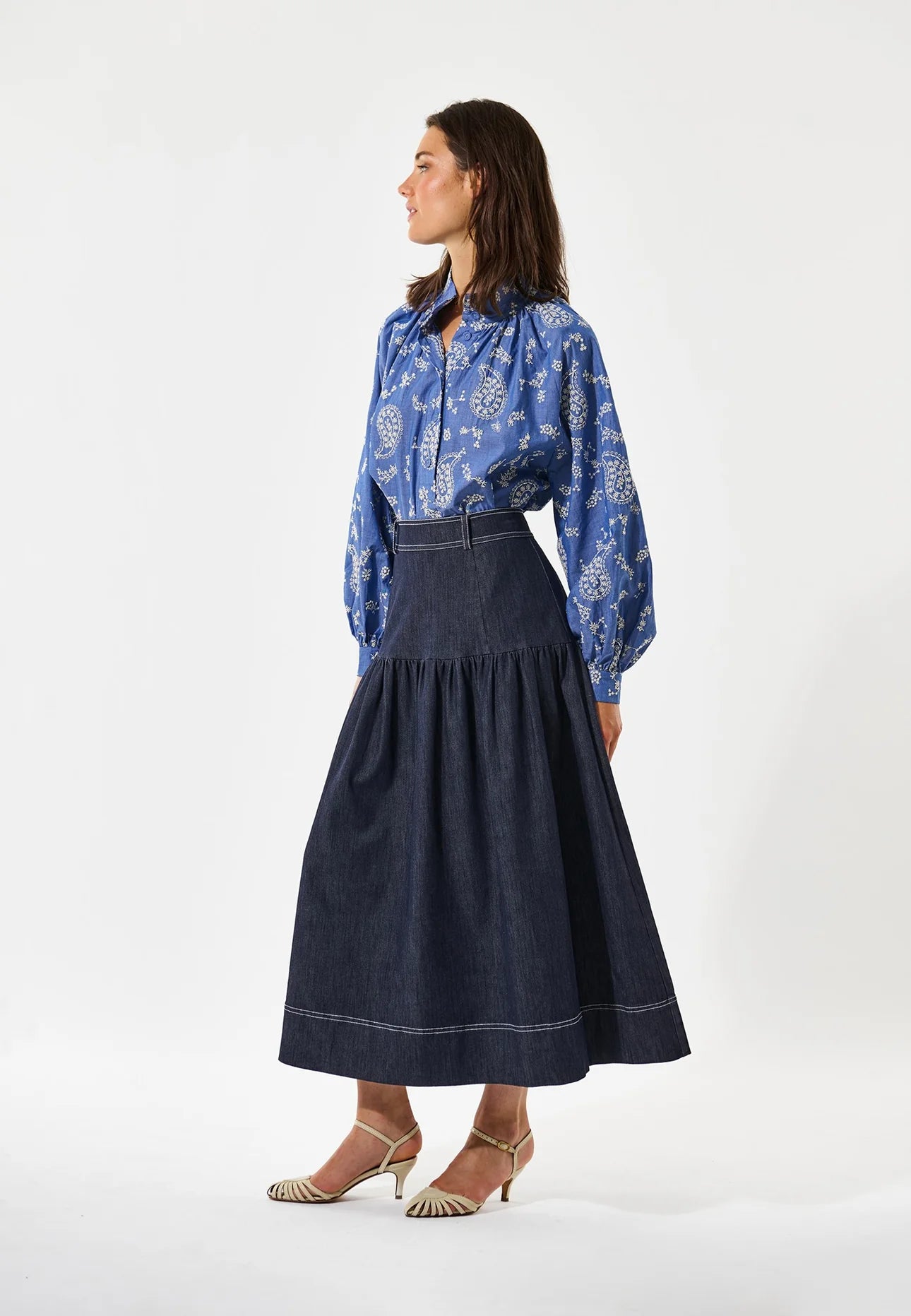 NicolaDEA NS, Blommig Paisley