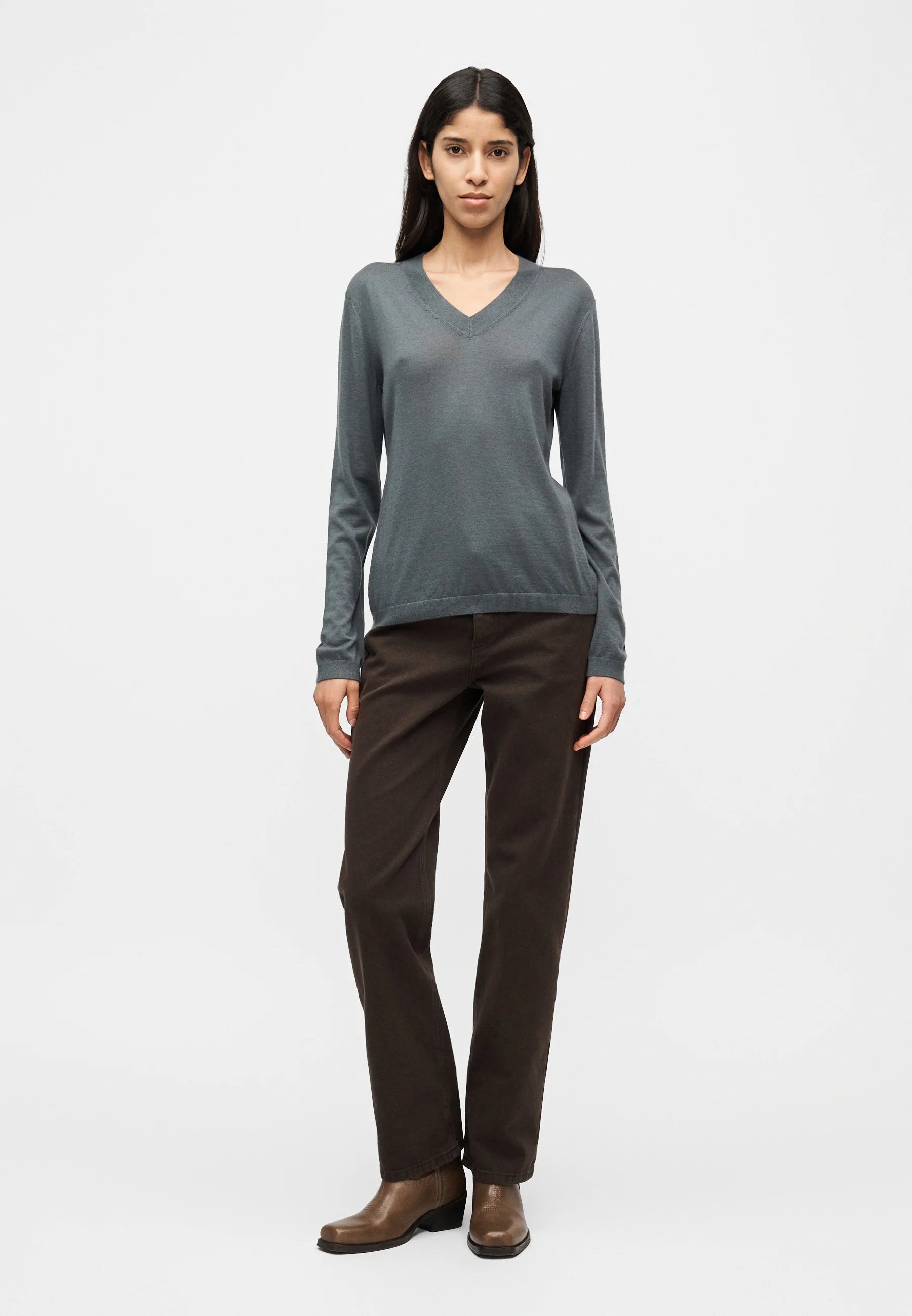 MM Dolmen Knit V-Neck, Khaki