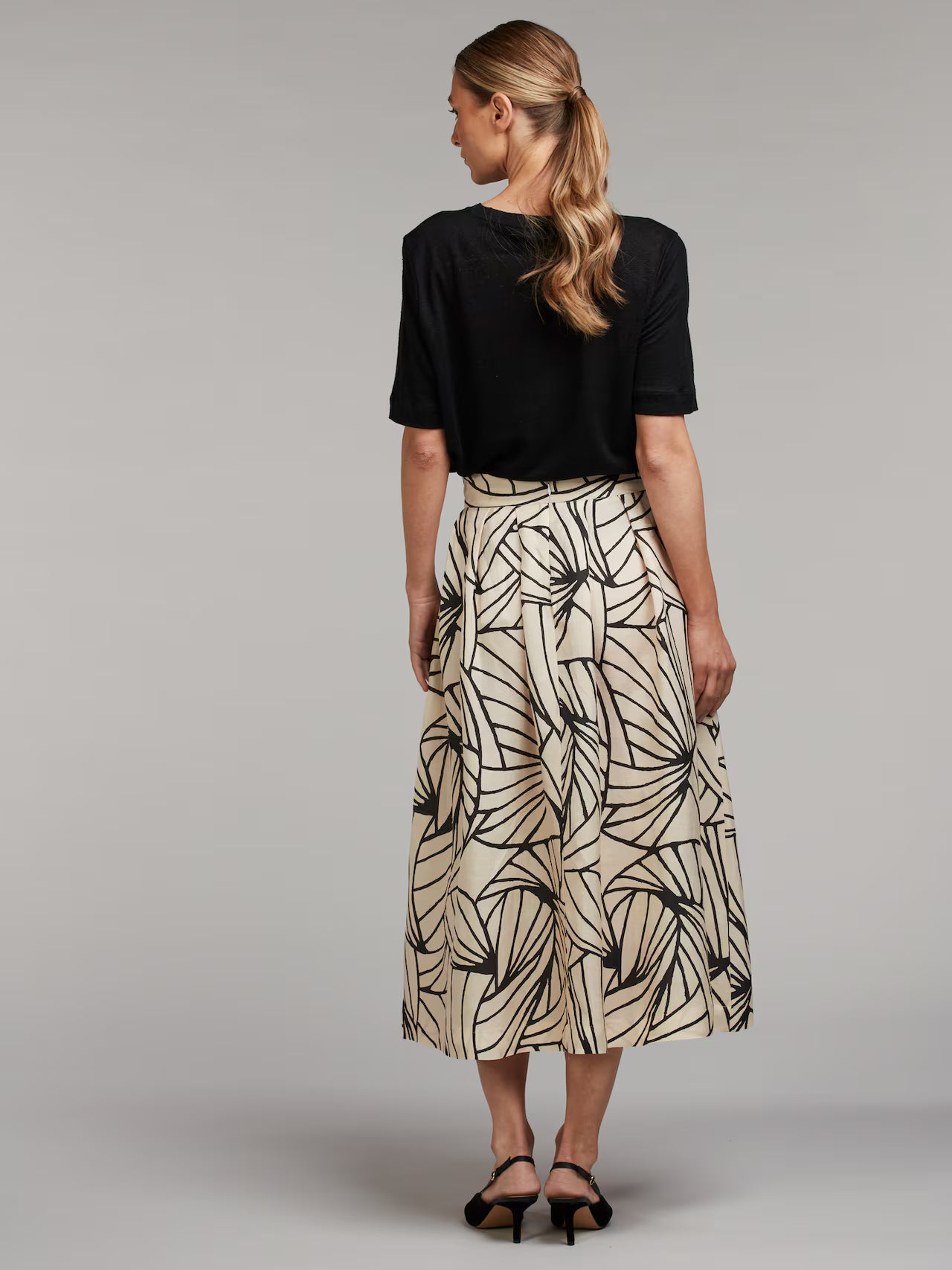 Kathryn Linen Skirt - Beige/Black