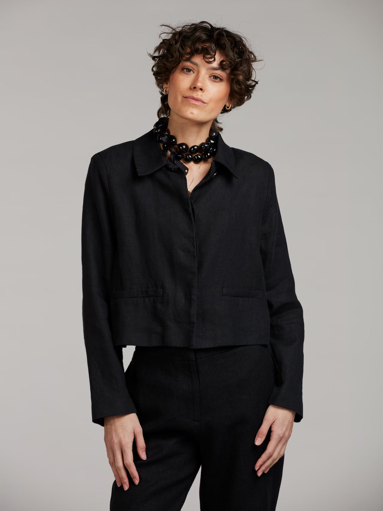 Leia Linen Jacket, Black