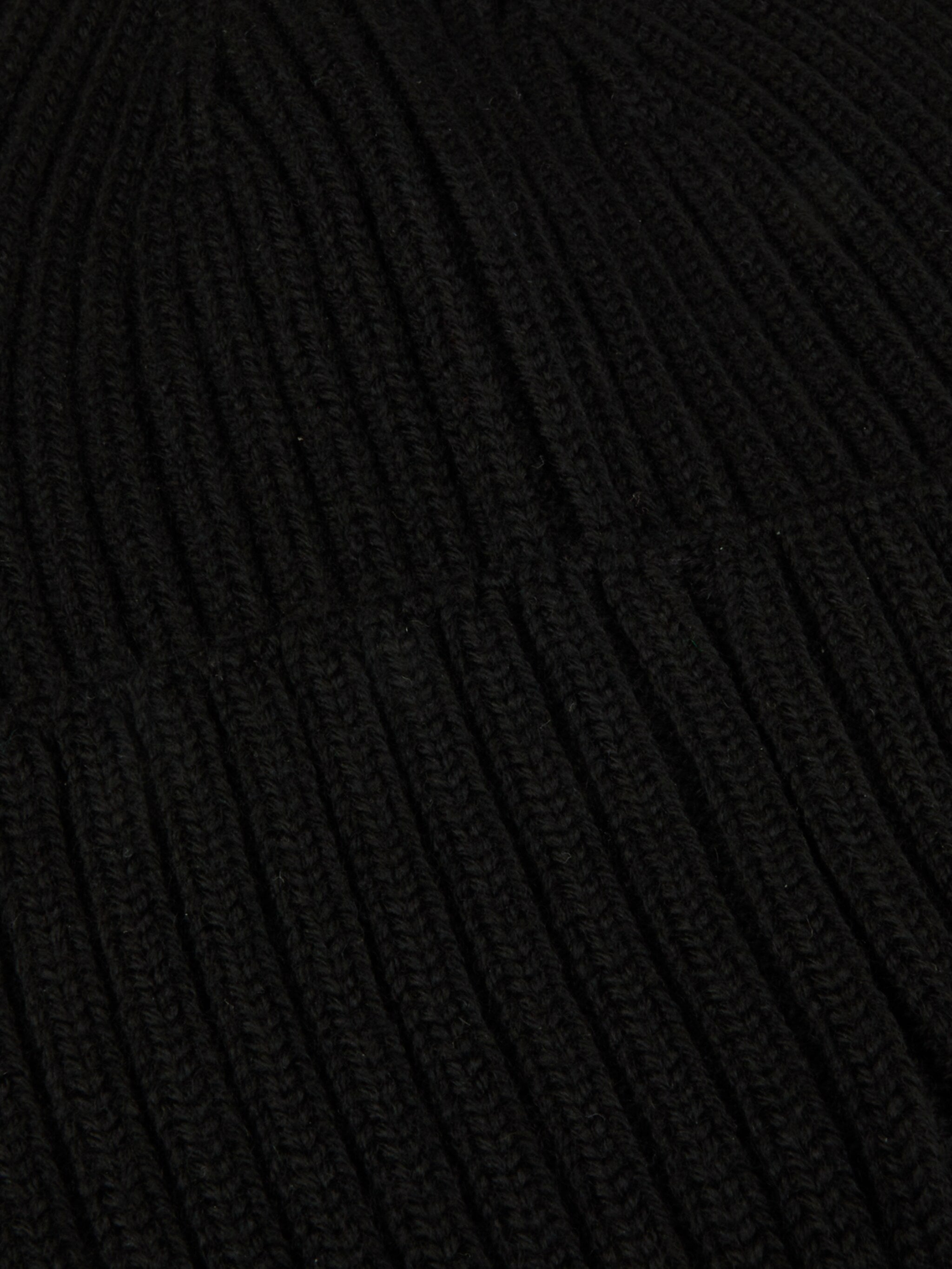 Mössa Stickad, Svart