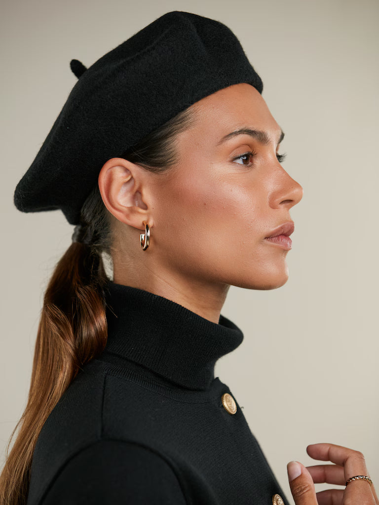 Sortera baskerhue i uld