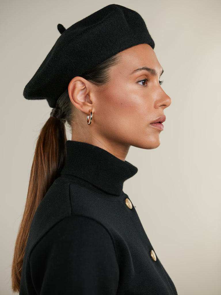 Sortera baskerhue i uld