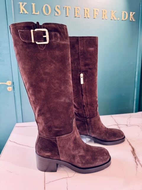 Long Suede Boot, Brown