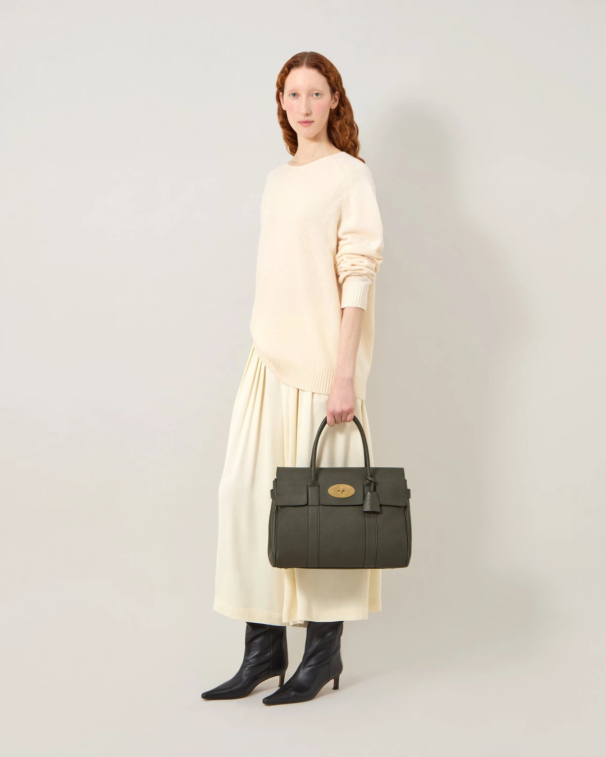 Bayswater, Juniper Green