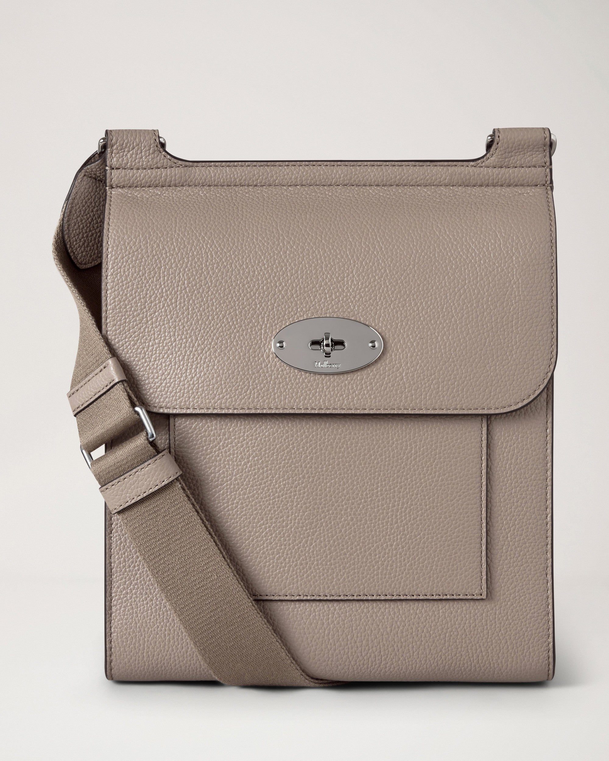 Antony New, Cashmere Taupe