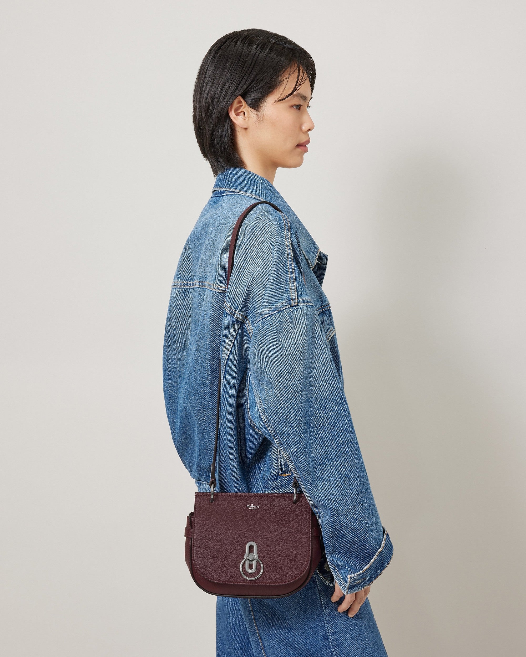 Small Amberley, Black Cherry