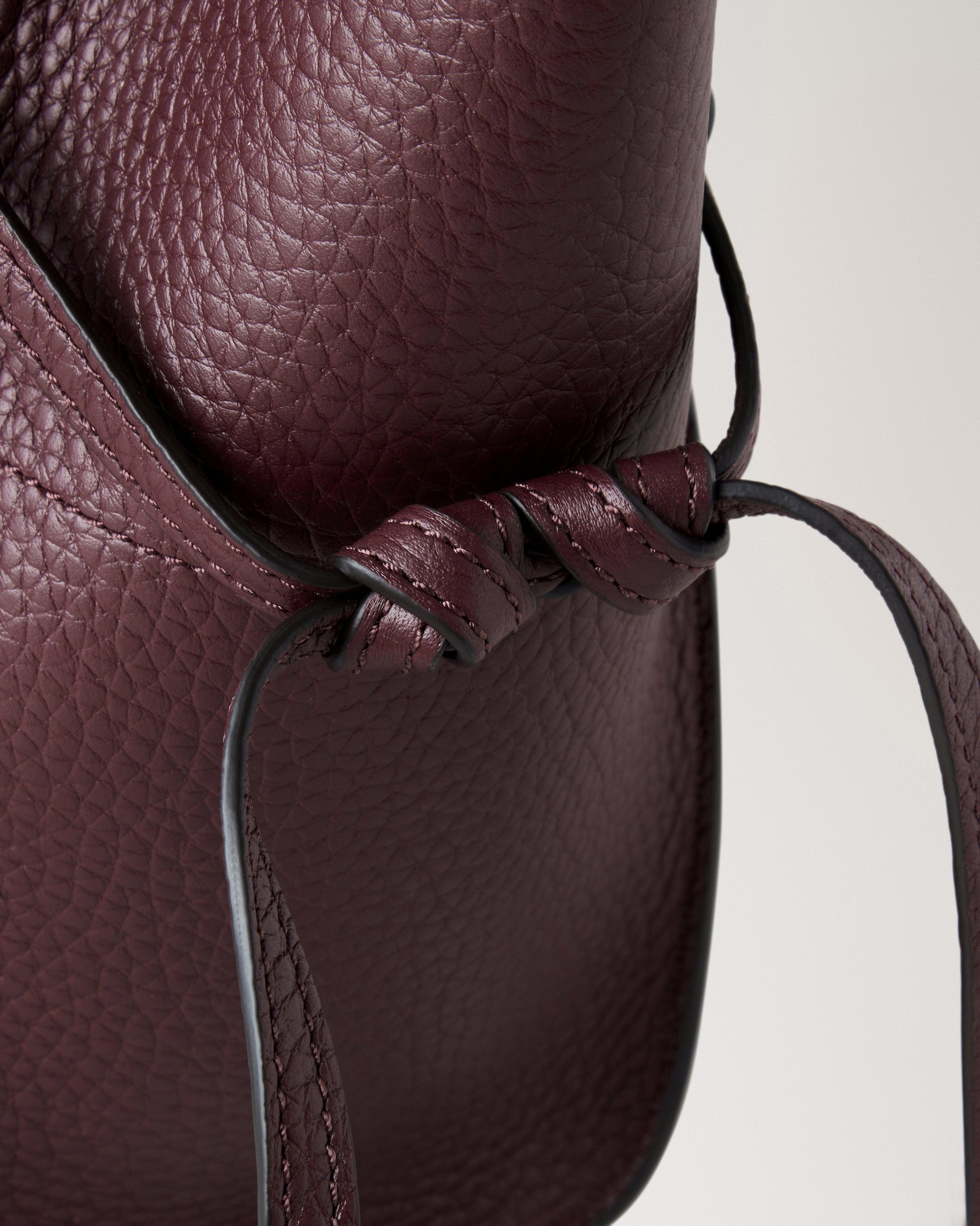 Small Soft Bayswater, Black Cherry