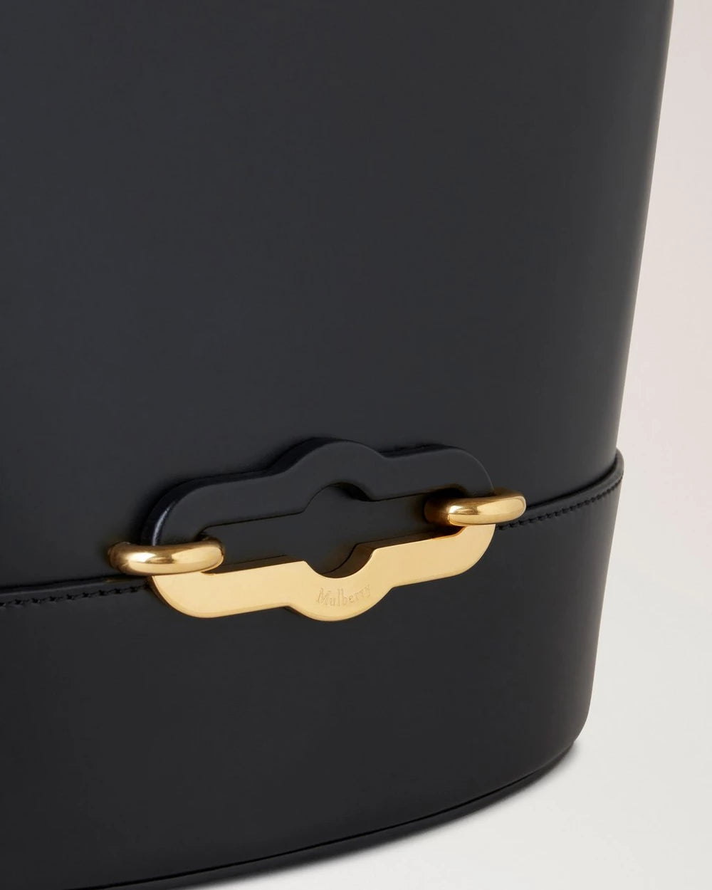 Pimlico Bucket, Black