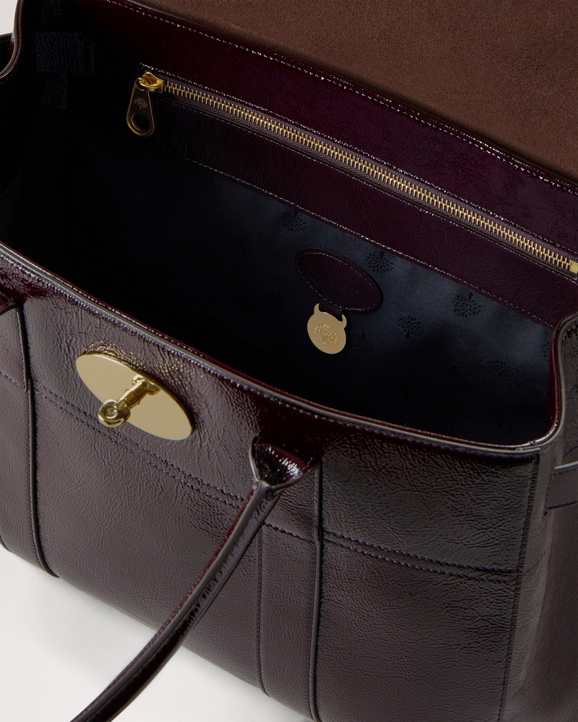 Bayswater Patent, djup aubergine