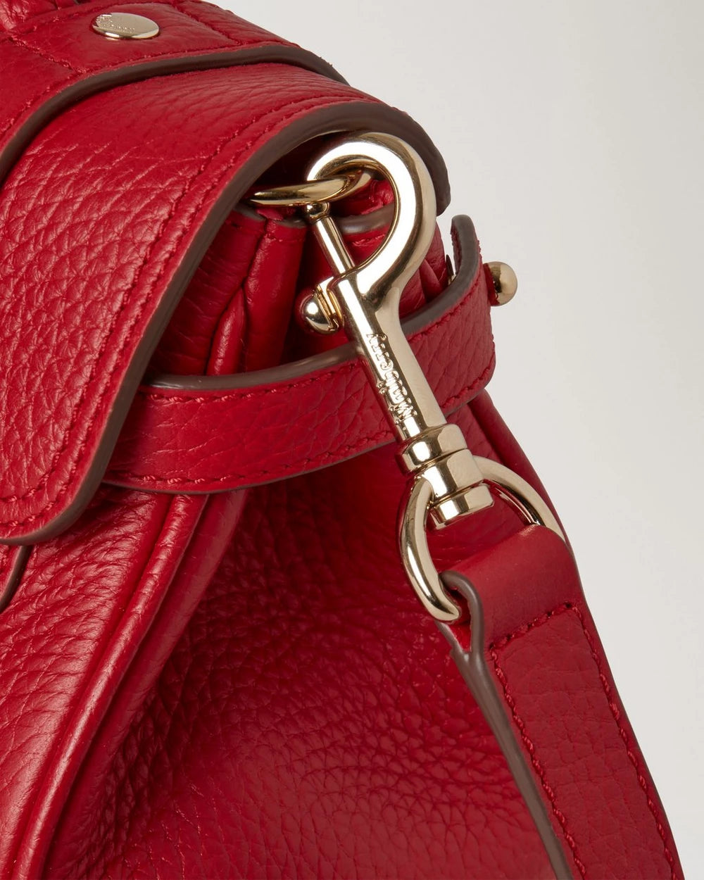 Mini Alexa, Scarlet Red