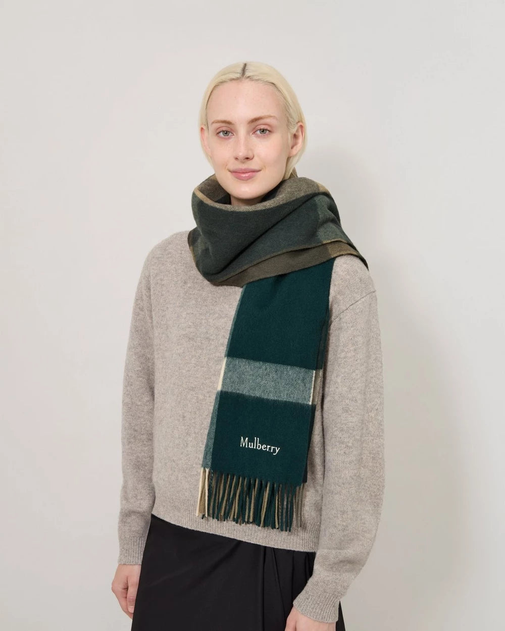 Stor rutig halsduk i merinoull, Mulberry- & Enbärsgrön