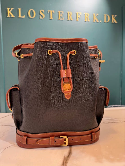 Scotchgrain Bucket, Black Cognac