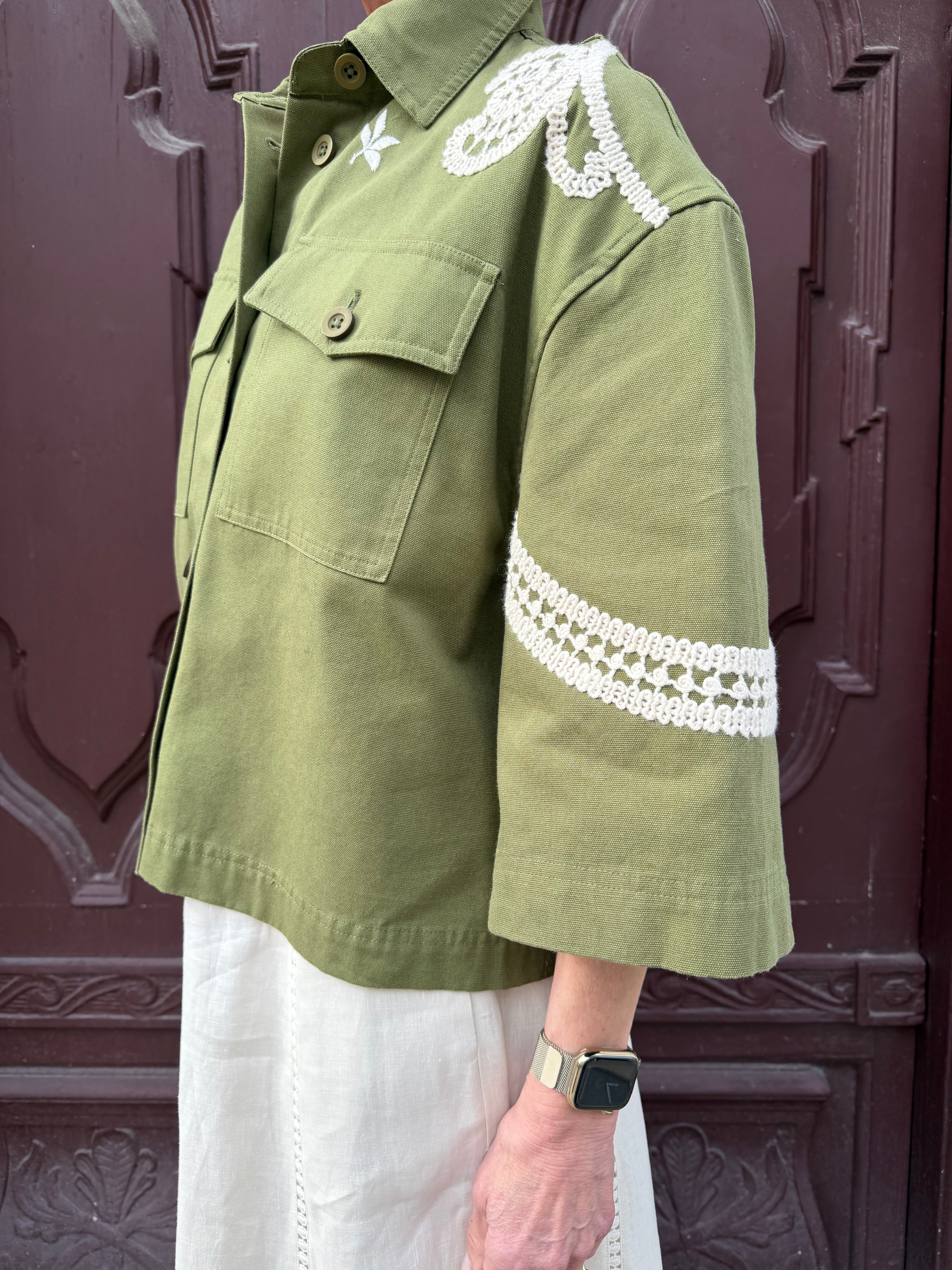 Como, Kort Jacka Med Dekoration, Armégrön