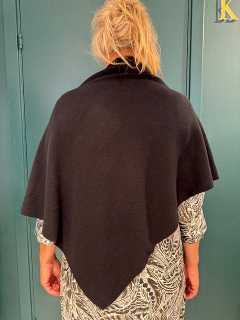 RWLaica Kashmirponcho, Svart