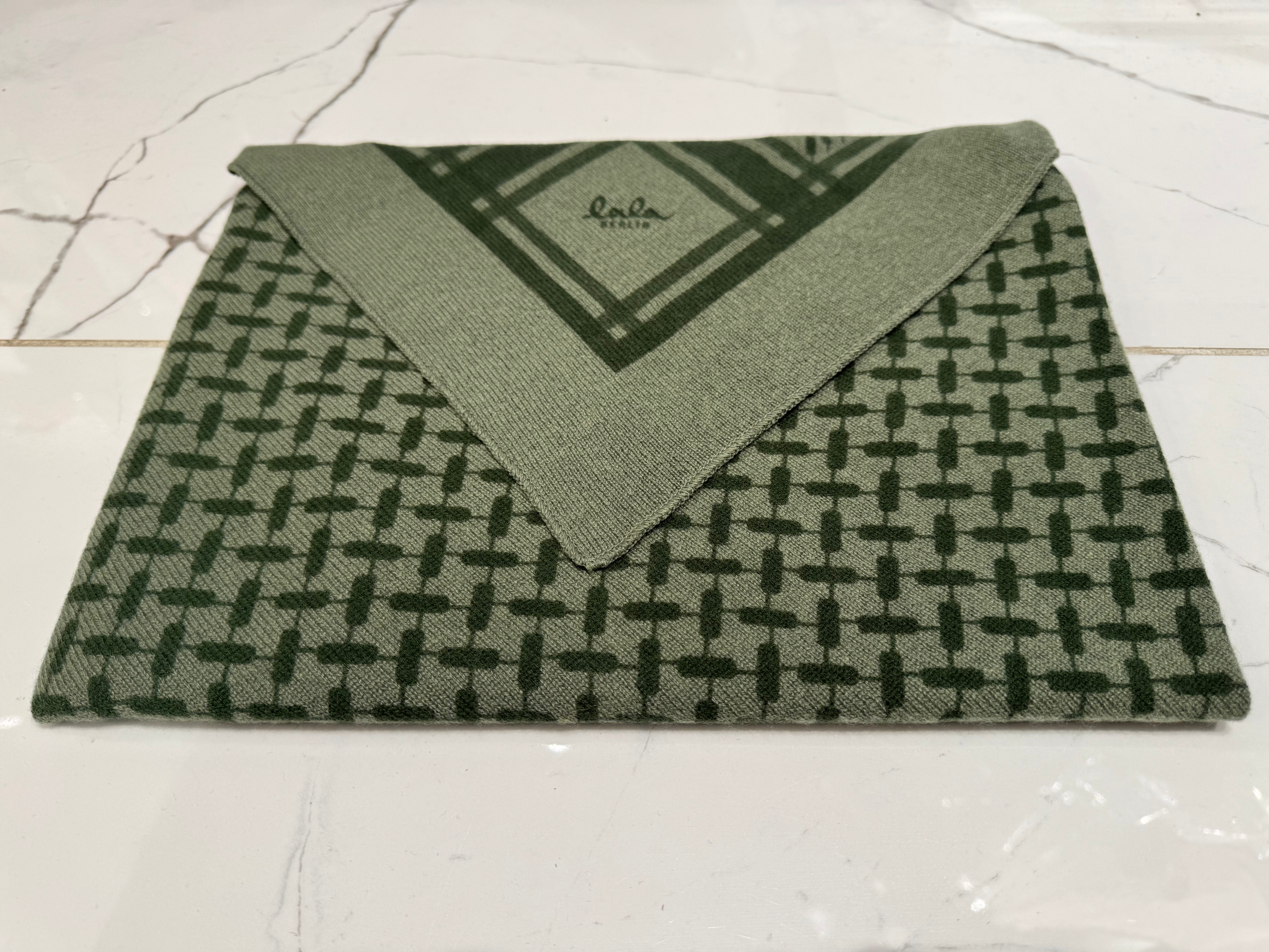 Triangle Trinity M Cashmere, Moss