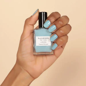 Nagellack, Charleston Blue.