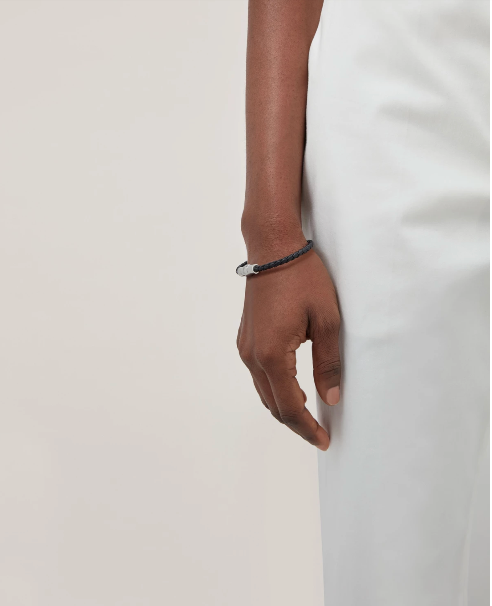 Iris Unisex läderarmband, svart.